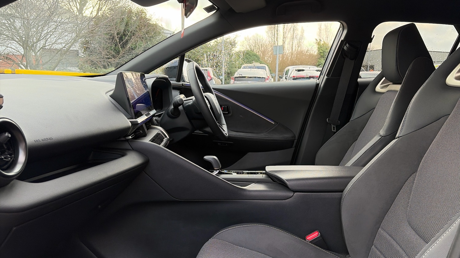 Used Toyota C-HR 2025 for sale - 77763357: Photo 10