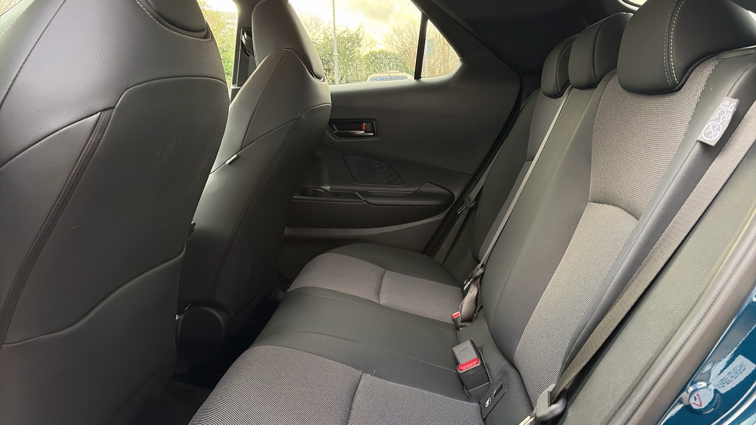 Used Toyota C-HR 2025 for sale - 77763357: Photo 13