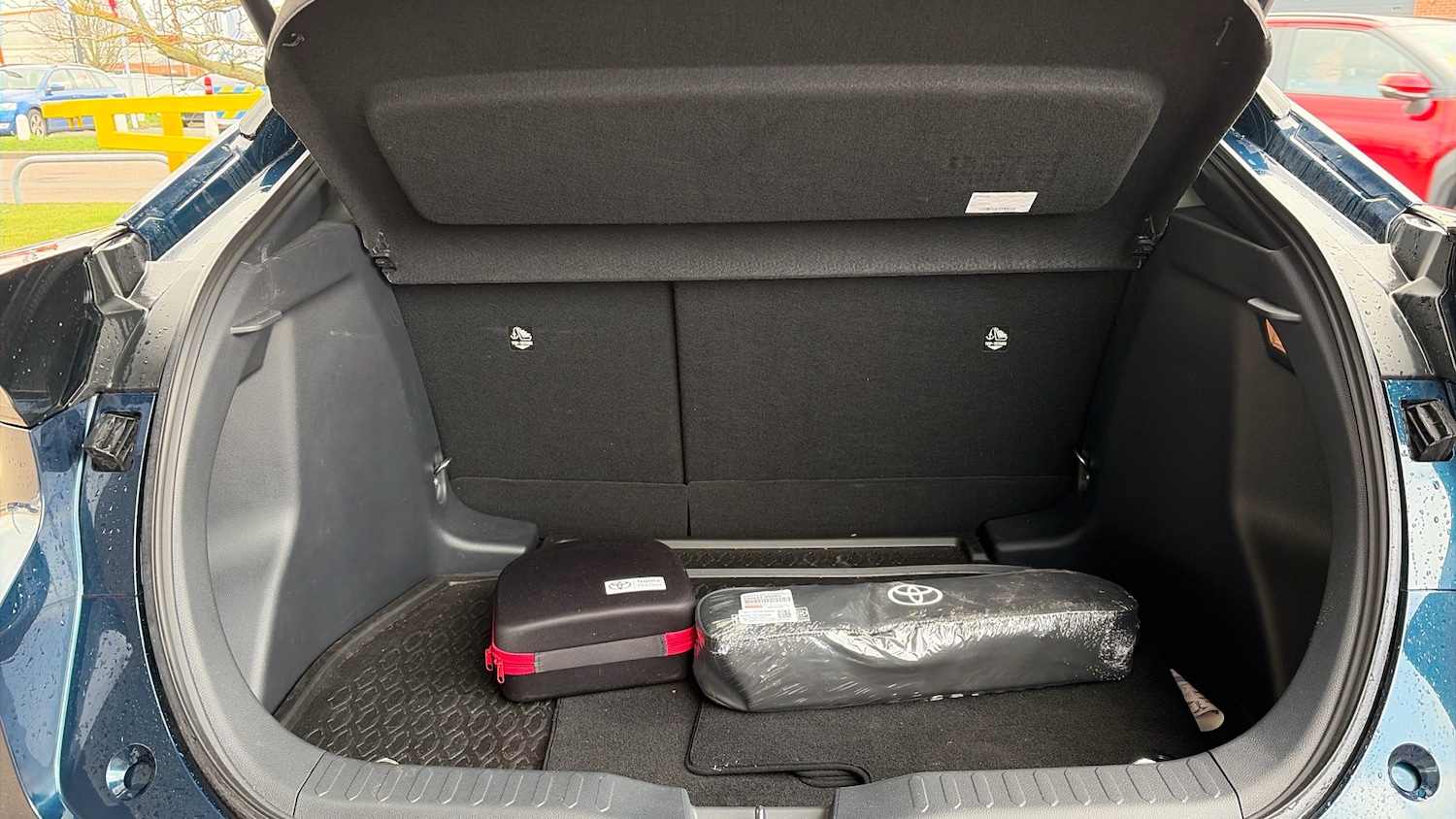 Used Toyota C-HR 2025 for sale - 77763357: Photo 14