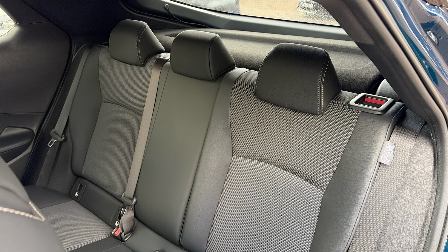 Used Toyota C-HR 2025 for sale - 77763357: Photo 23