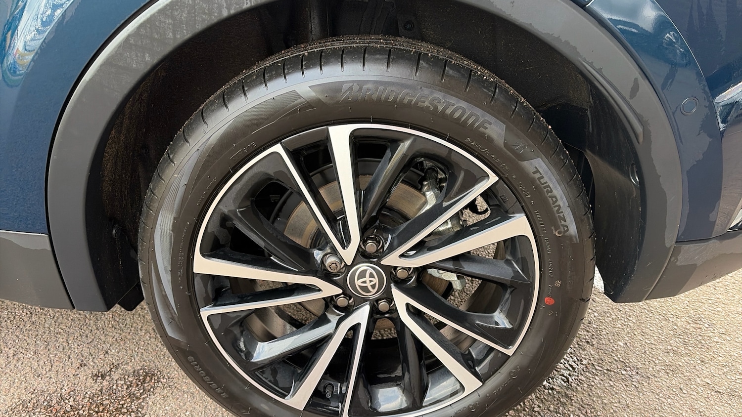 Used Toyota C-HR 2025 for sale - 77763357: Photo 40