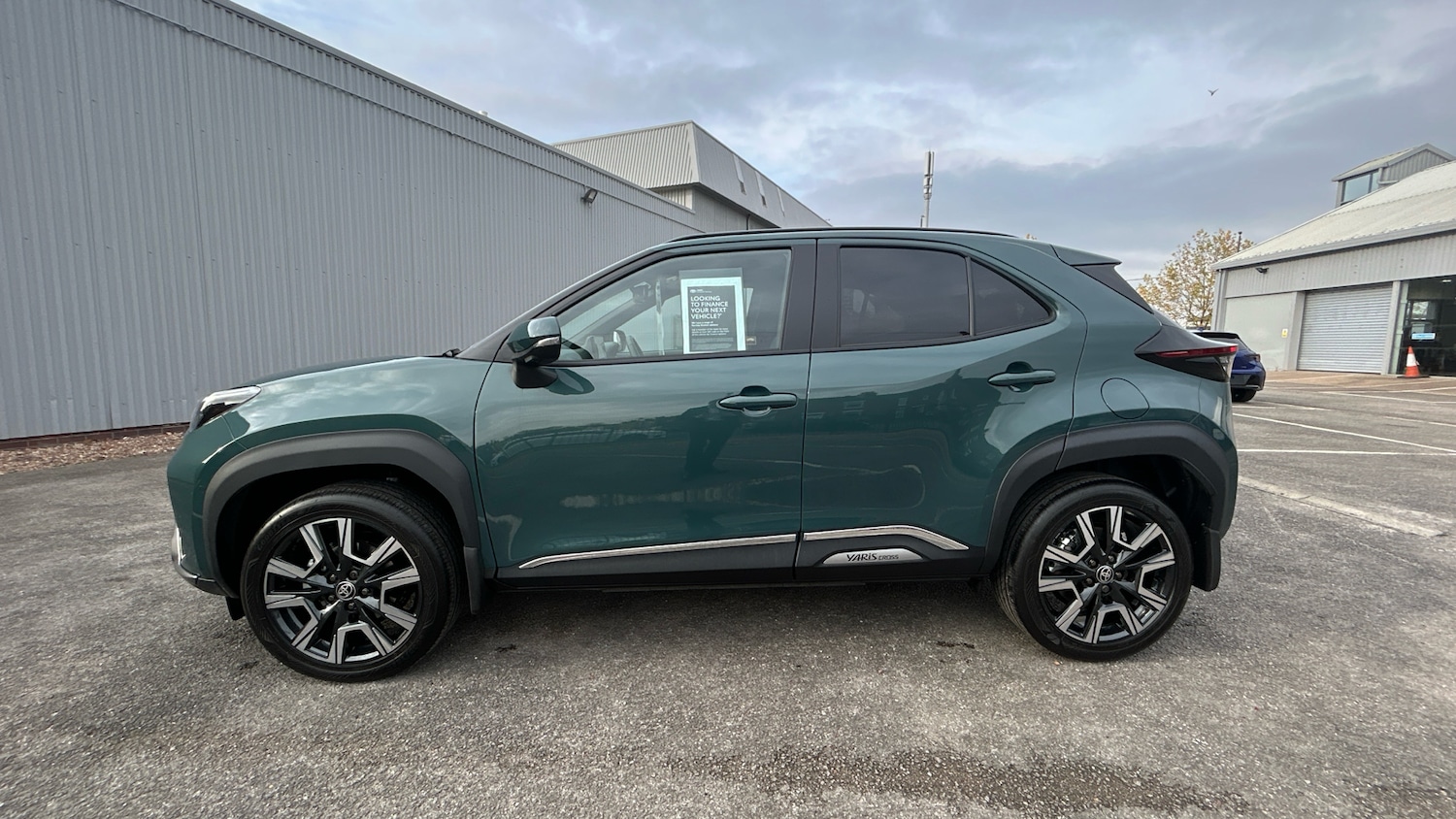 Used Toyota Yaris Cross 2025 for sale - 76603259: Photo 17