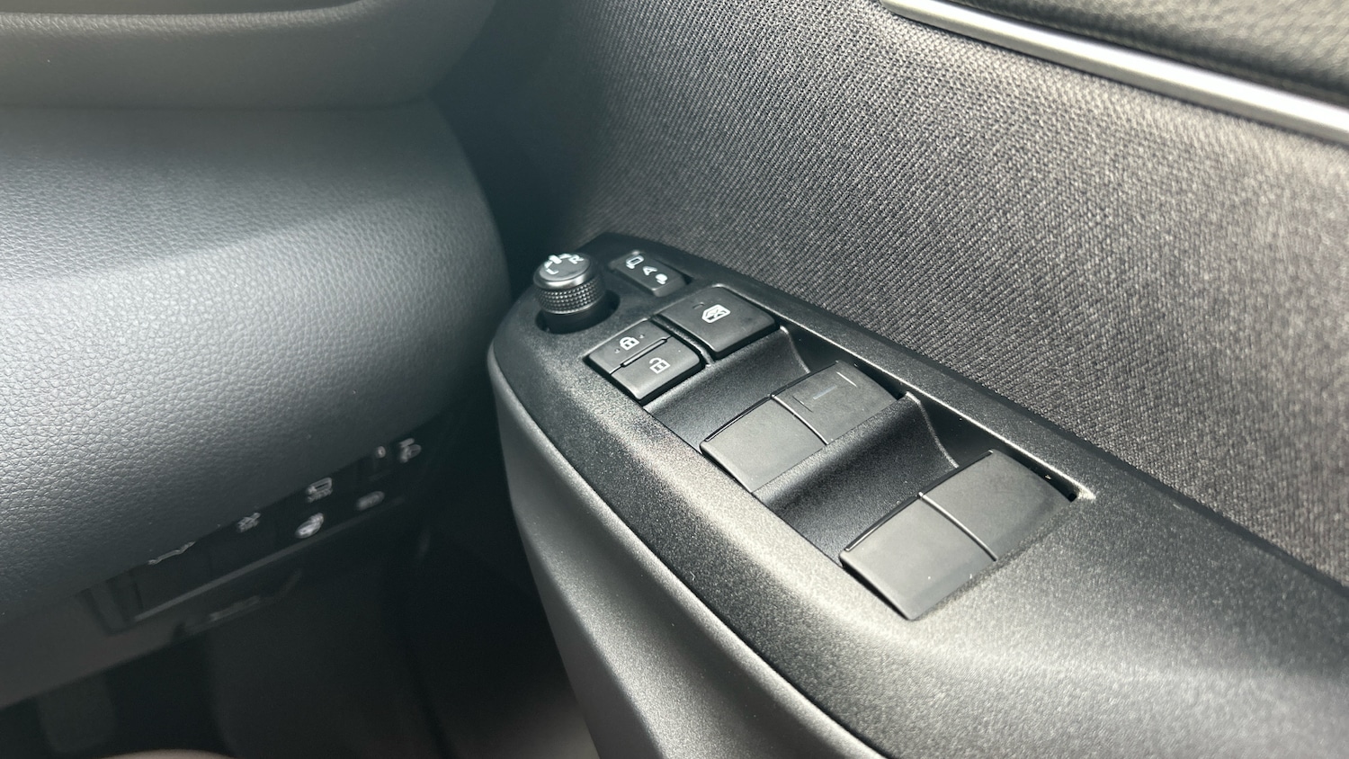 Used Toyota Yaris Cross 2025 for sale - 76603259: Photo 26