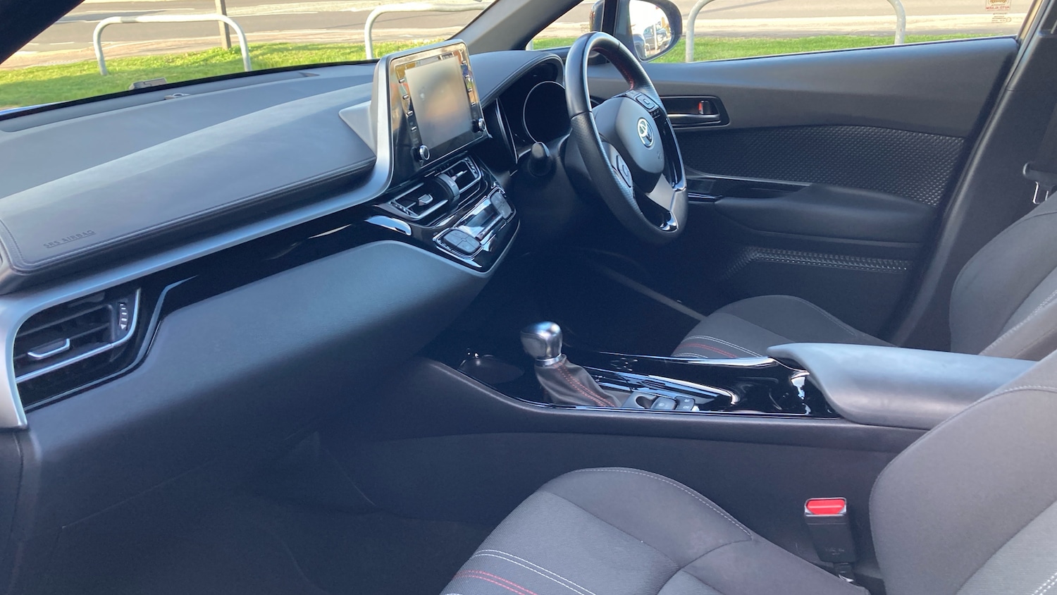 Used Toyota C-HR 2022 for sale - 76541751: Photo 10