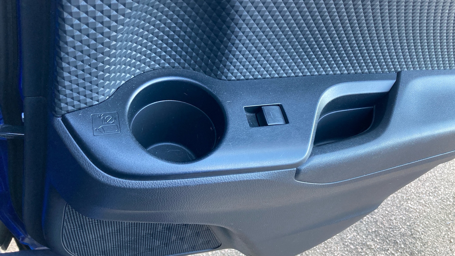 Used Toyota C-HR 2022 for sale - 76541751: Photo 28