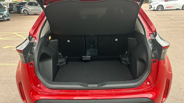 Used Toyota Yaris Cross 2023 for sale - 75760675: Photo 14