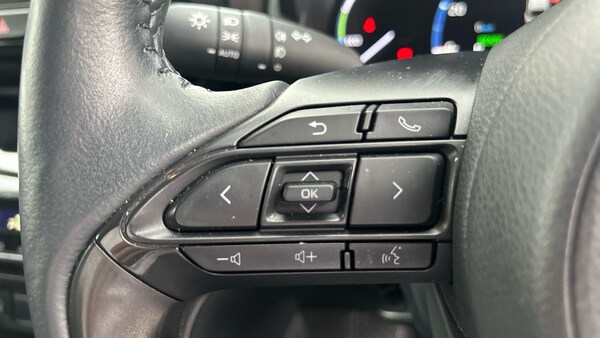 Used Toyota Yaris Cross 2023 for sale - 75760675: Photo 27
