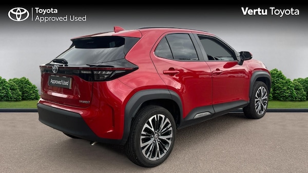 Used Toyota Yaris Cross 2023 for sale - 75760675: Photo 2