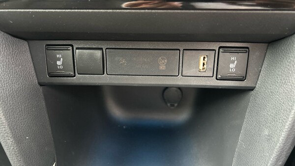 Used Toyota Yaris Cross 2023 for sale - 75760675: Photo 32