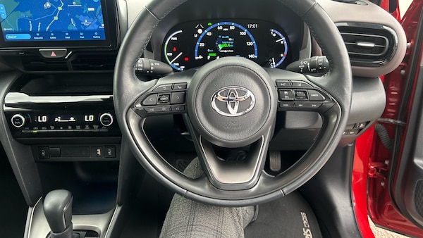 Used Toyota Yaris Cross 2023 for sale - 75760675: Photo 6