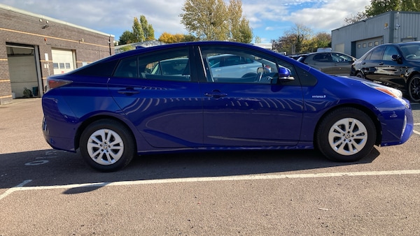 Used Toyota Prius 2017 for sale - 76311334: Photo 16