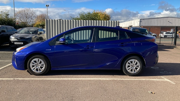 Used Toyota Prius 2017 for sale - 76311334: Photo 17