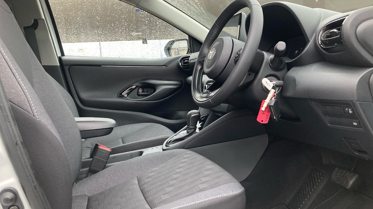 Used Toyota Yaris 2025 for sale - 76945779: Photo 11