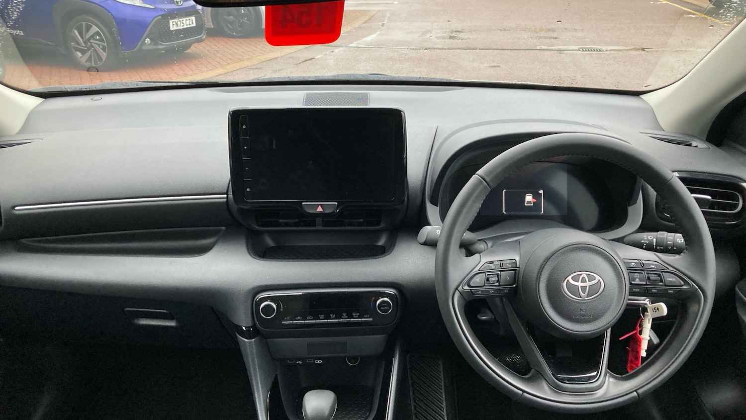 Used Toyota Yaris 2025 for sale - 76945779: Photo 5