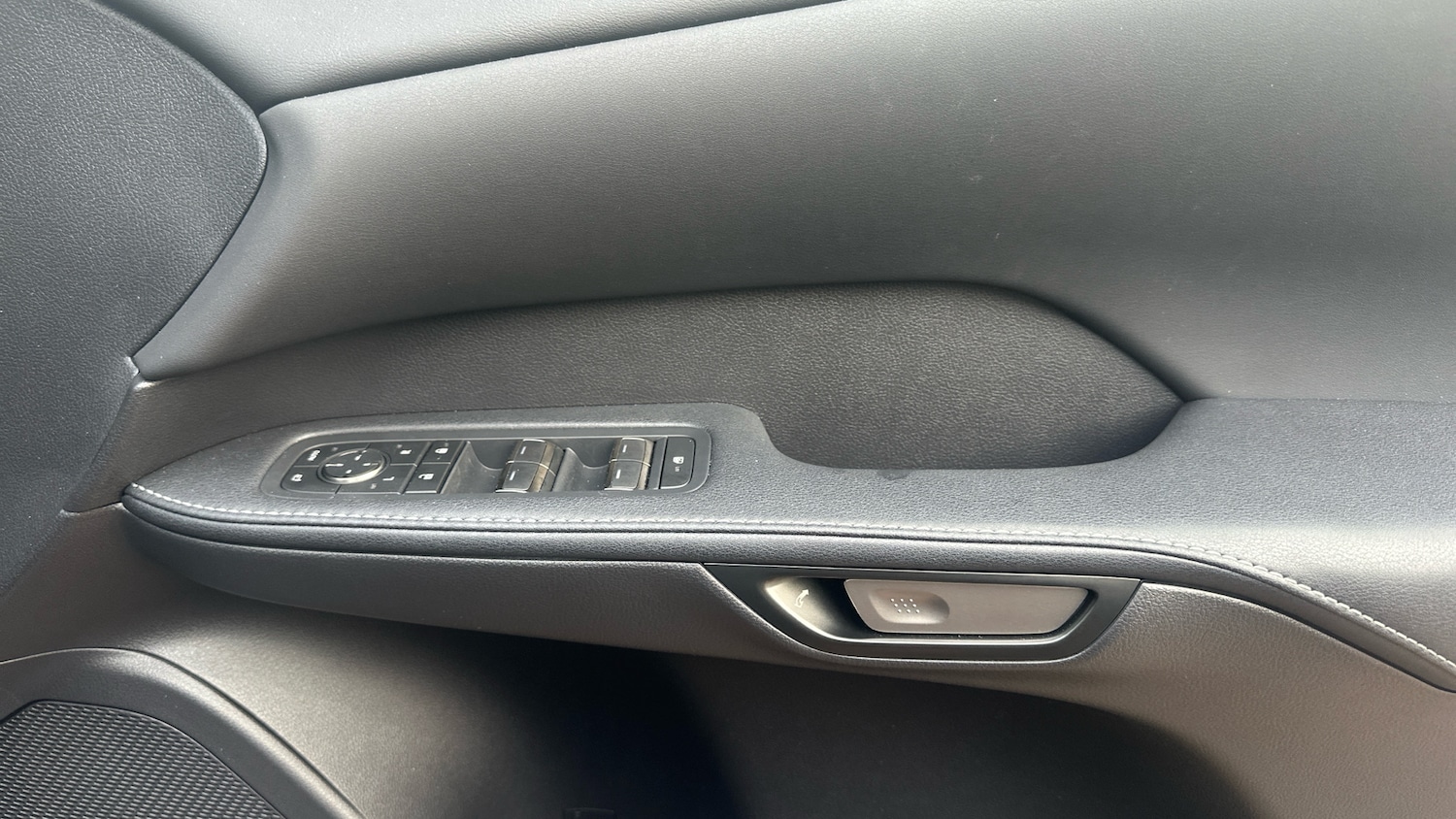 Used Lexus RX 2023 for sale - 76640784: Photo 23