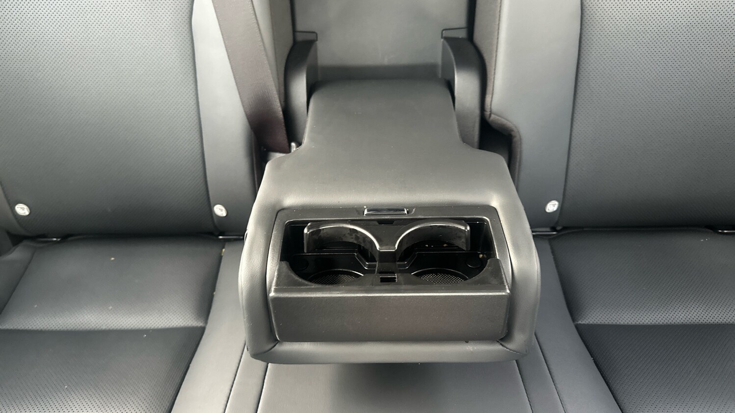 Used Lexus RX 2023 for sale - 76640784: Photo 43