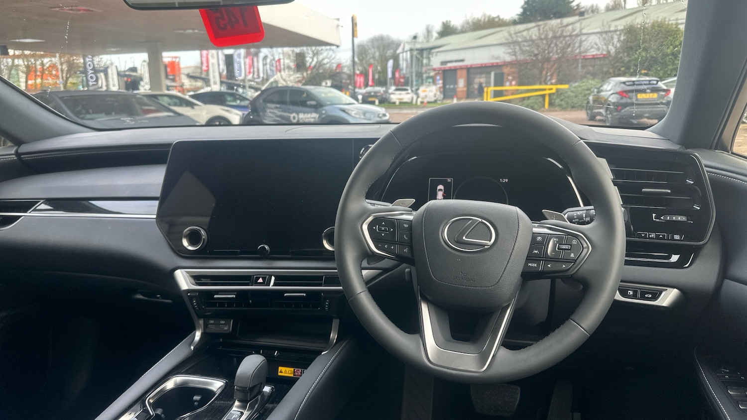 Used Lexus RX 2023 for sale - 76640784: Photo 8