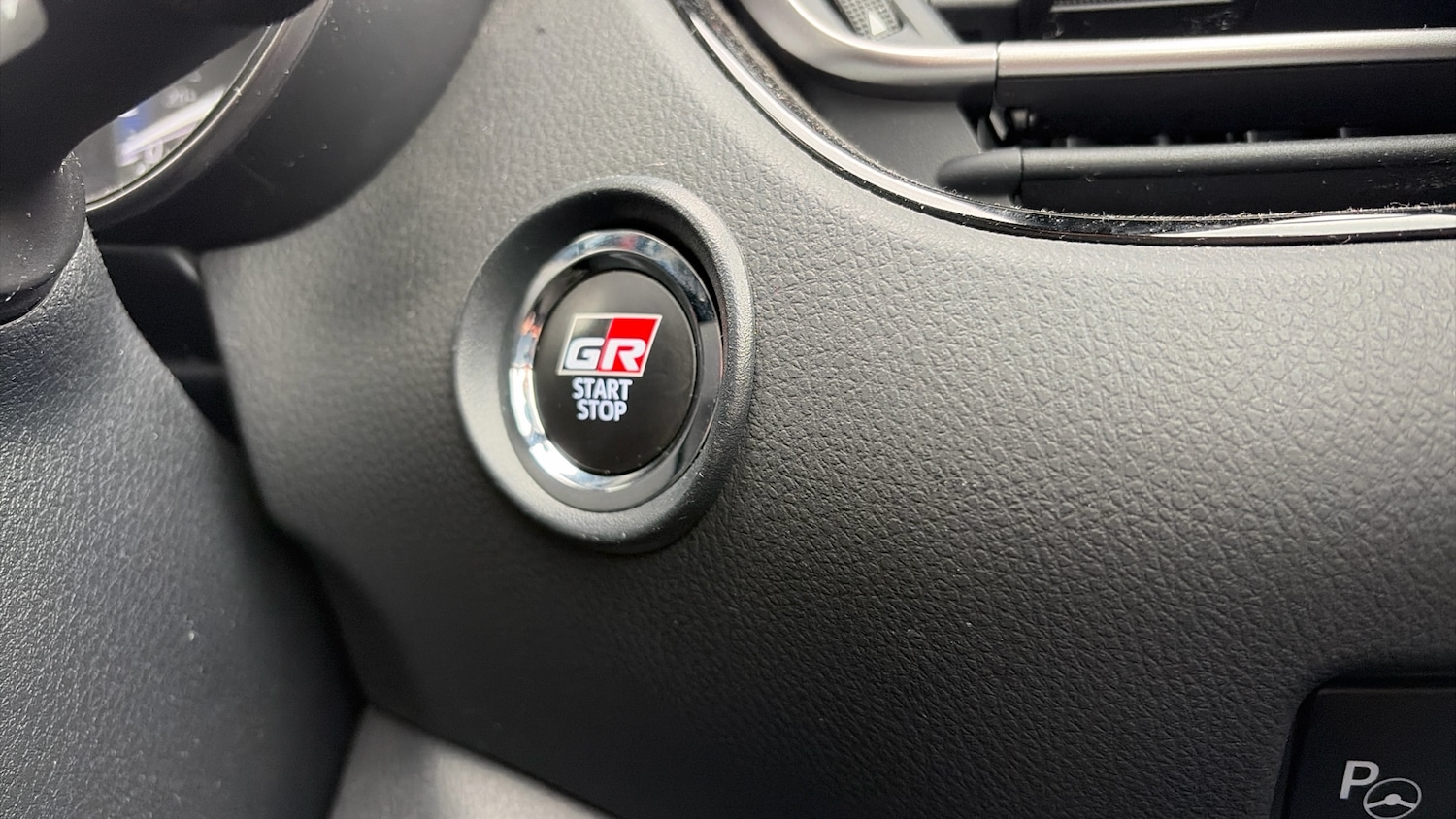 Used Toyota C-HR 2023 for sale - 77873174: Photo 46