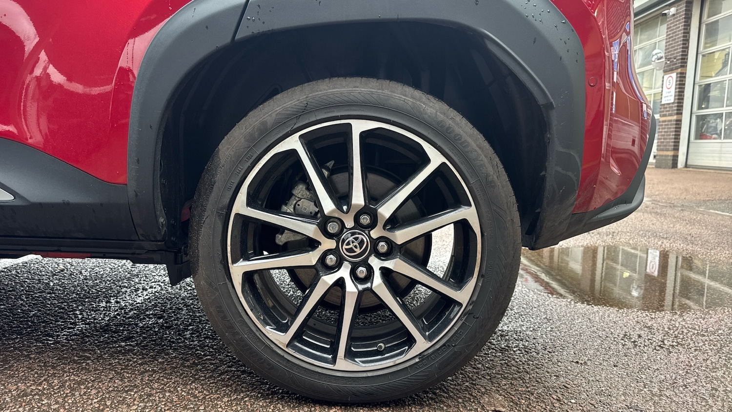 Used Toyota Yaris Cross 2024 for sale - 76845212: Photo 18