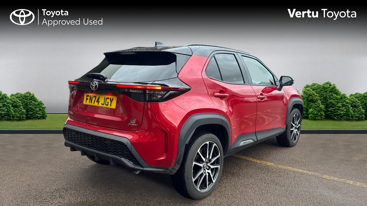 Used Toyota Yaris Cross 2024 for sale - 76845212: Photo 2