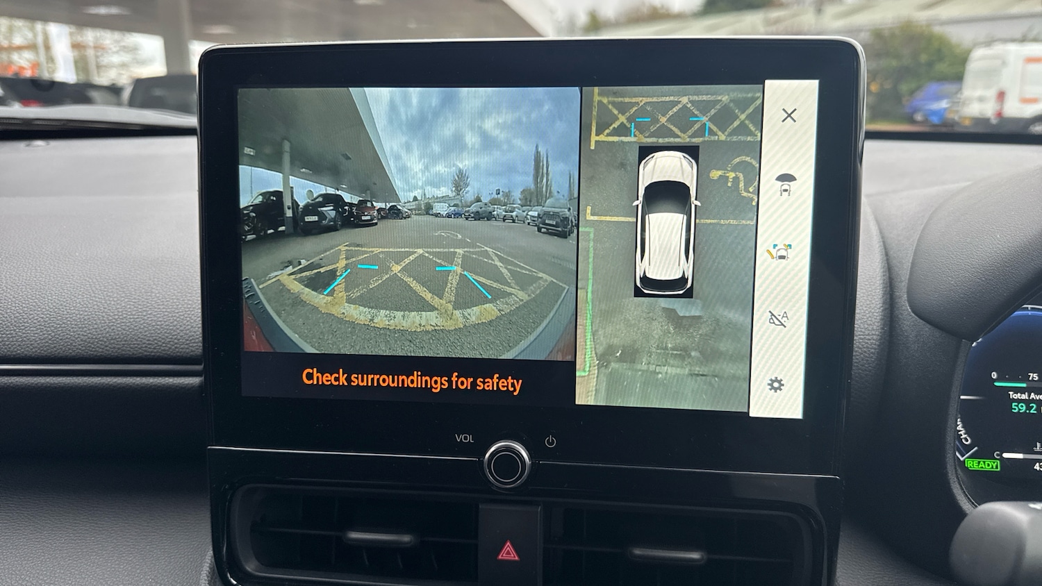 Used Toyota Yaris Cross 2024 for sale - 76845212: Photo 29