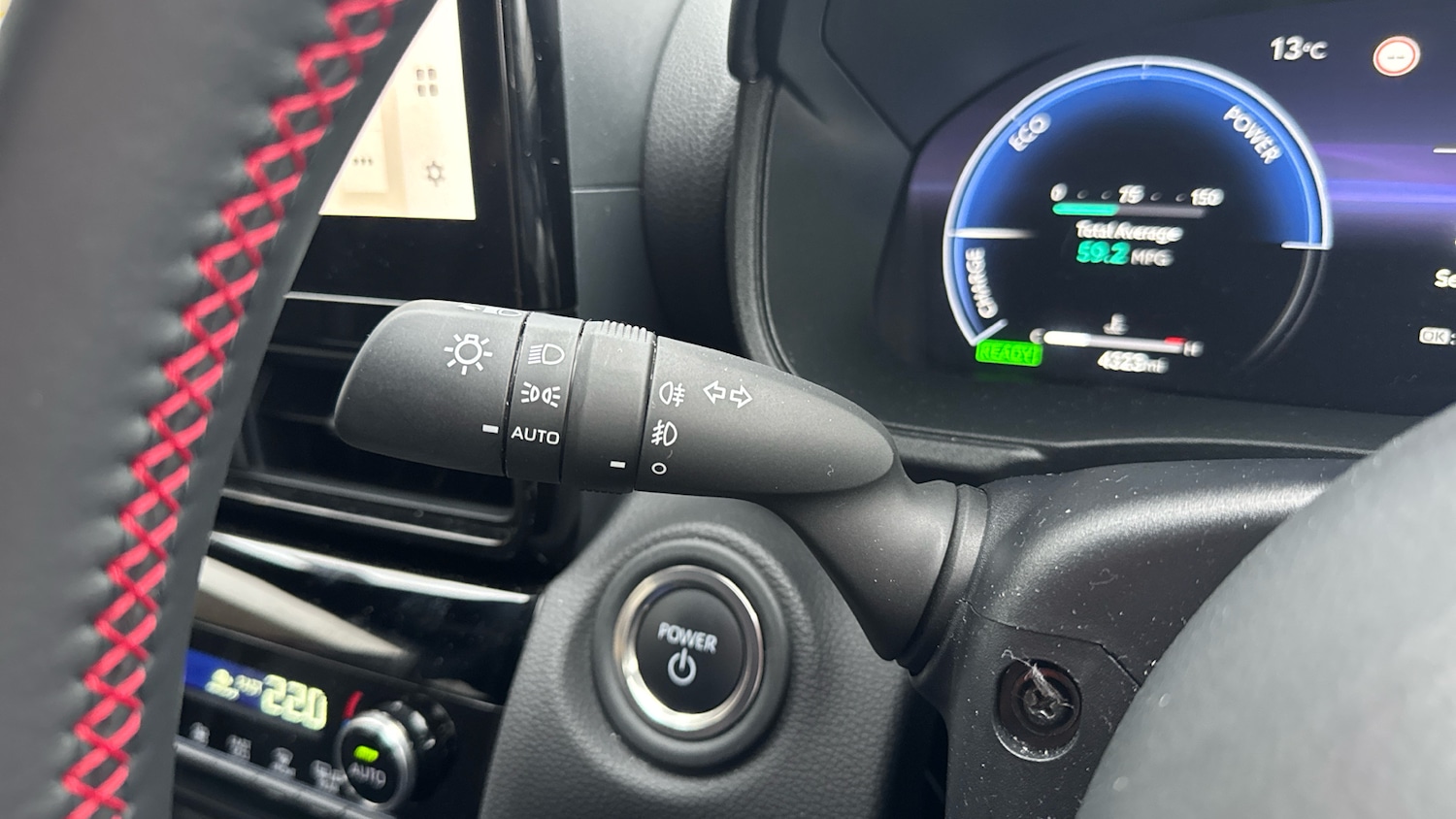 Used Toyota Yaris Cross 2024 for sale - 76845212: Photo 32