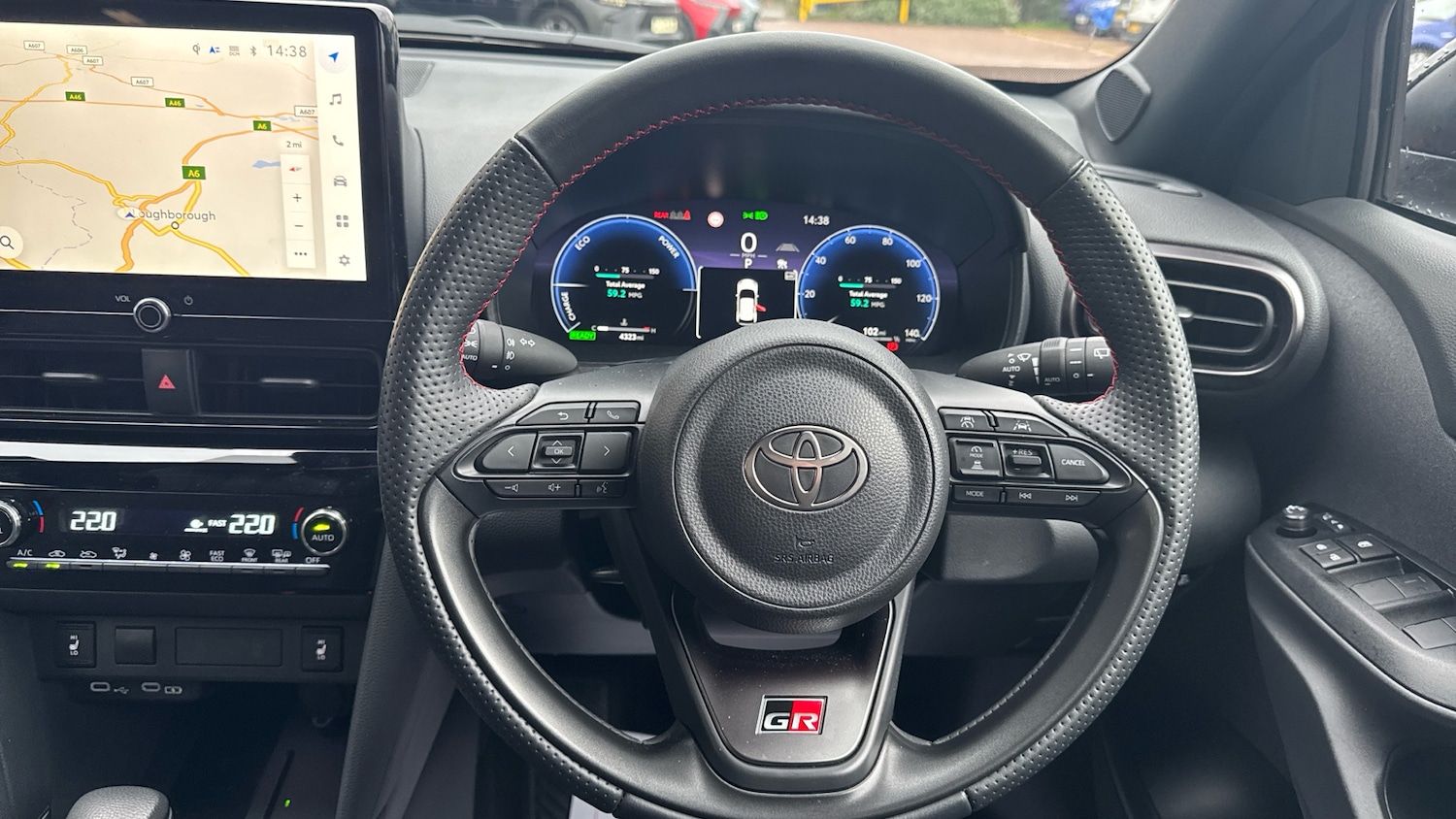 Used Toyota Yaris Cross 2024 for sale - 76845212: Photo 6