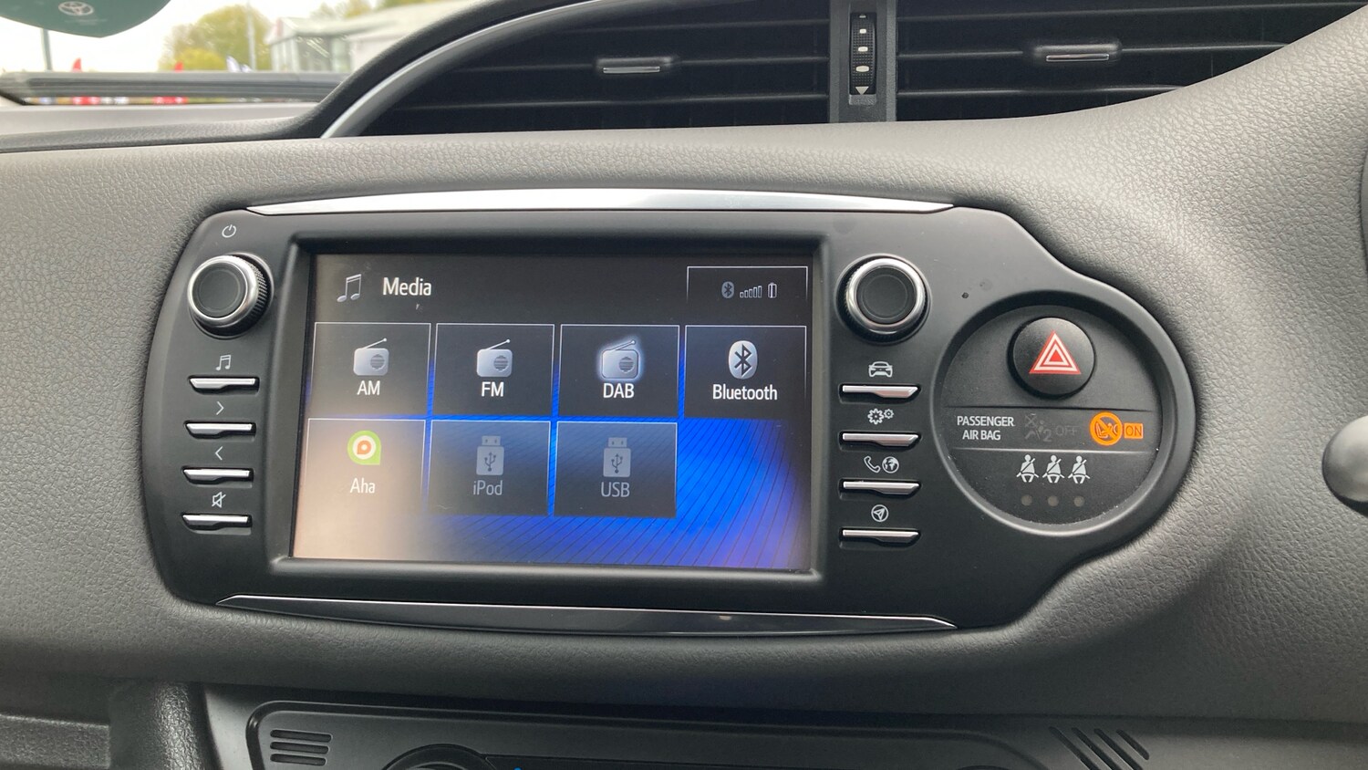 Used Toyota Yaris 2019 for sale - 76559869: Photo 23