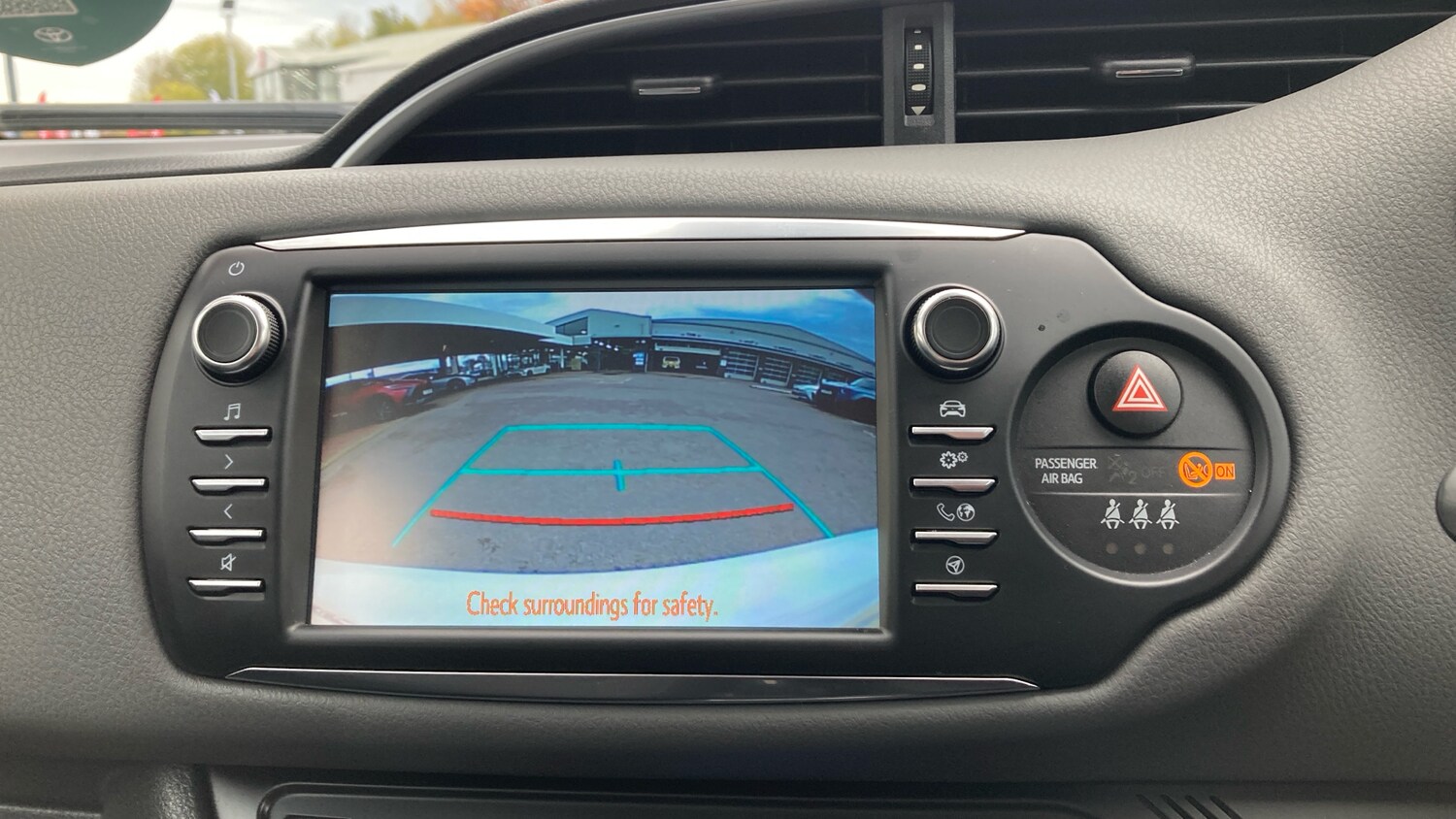 Used Toyota Yaris 2019 for sale - 76559869: Photo 24