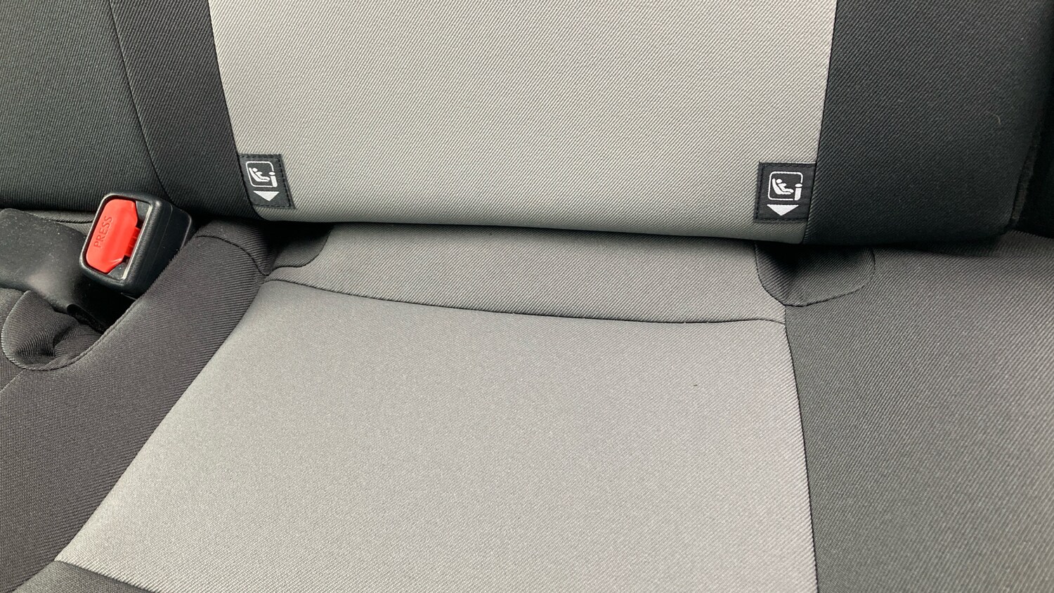 Used Toyota Yaris 2019 for sale - 76559869: Photo 30