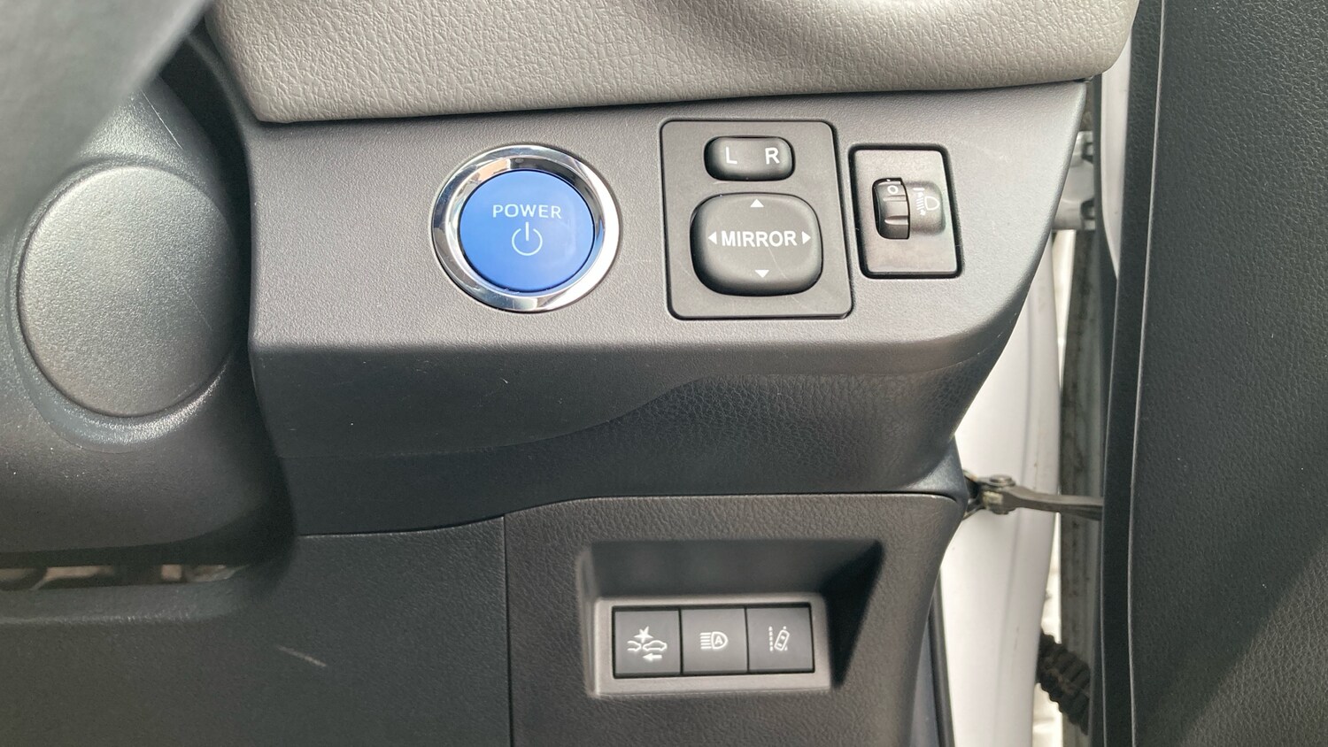 Used Toyota Yaris 2019 for sale - 76559869: Photo 32