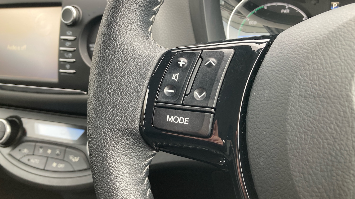 Used Toyota Yaris 2019 for sale - 76559869: Photo 34