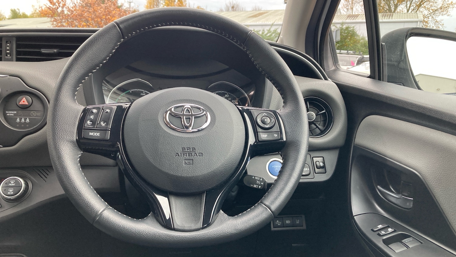 Used Toyota Yaris 2019 for sale - 76559869: Photo 8