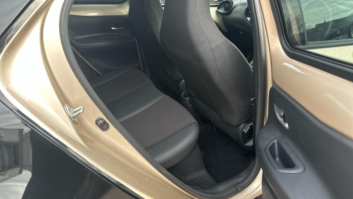 Used Toyota Aygo X 2023 for sale - 77965643: Photo 12