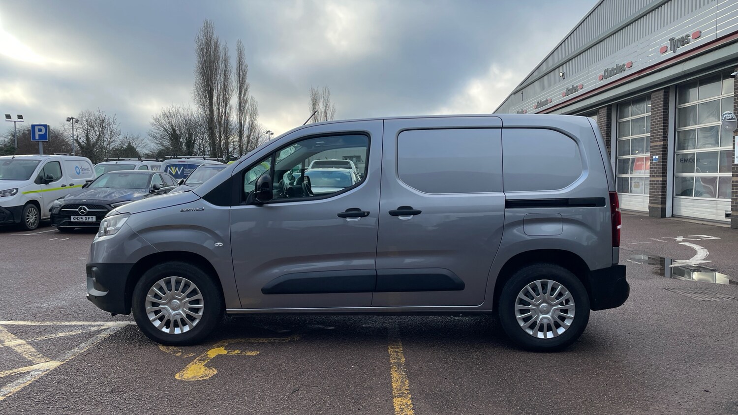 Used Toyota ProAce 2023 for sale - 77379092: Photo 17