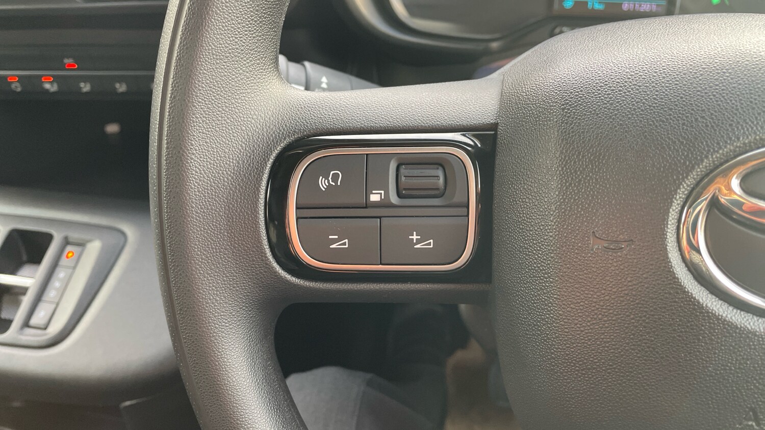 Used Toyota ProAce 2023 for sale - 77379092: Photo 33