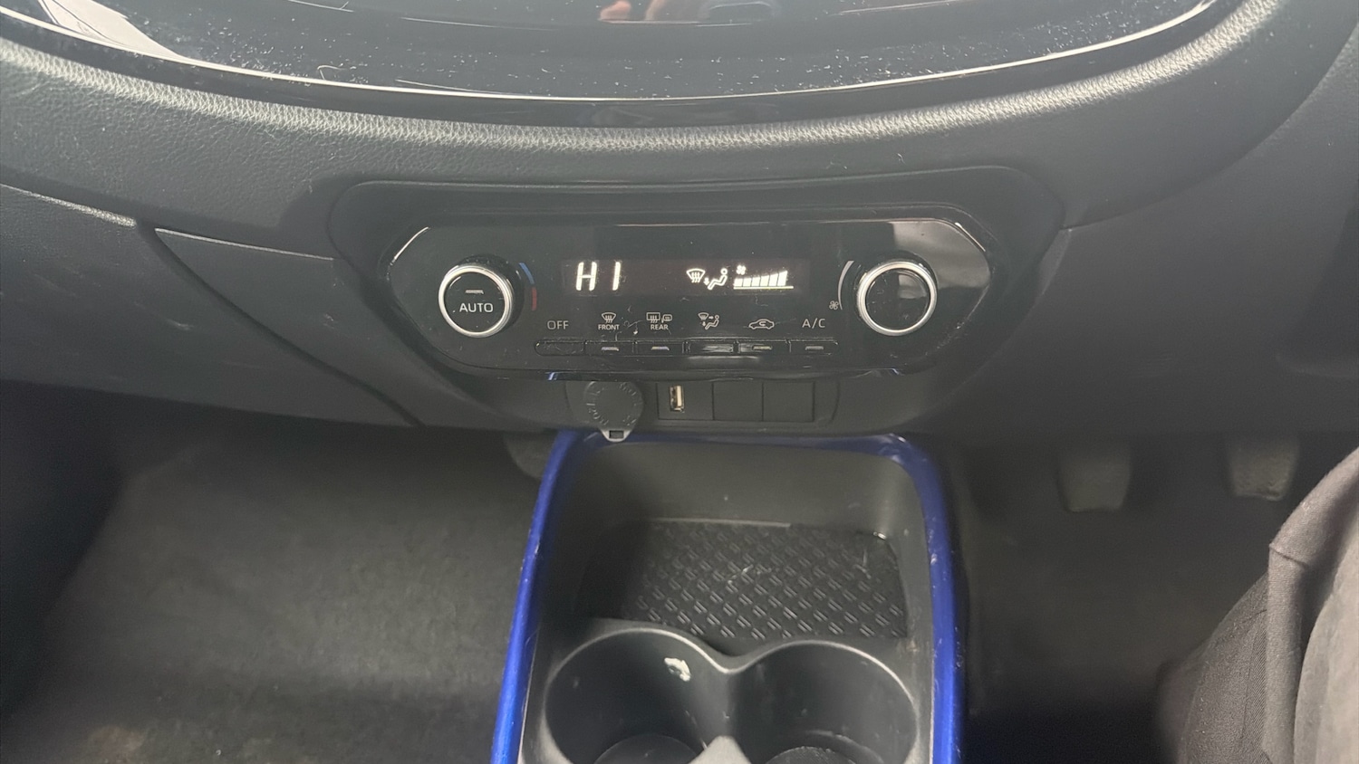 Used Toyota Aygo X 2023 for sale - 77819538: Photo 28