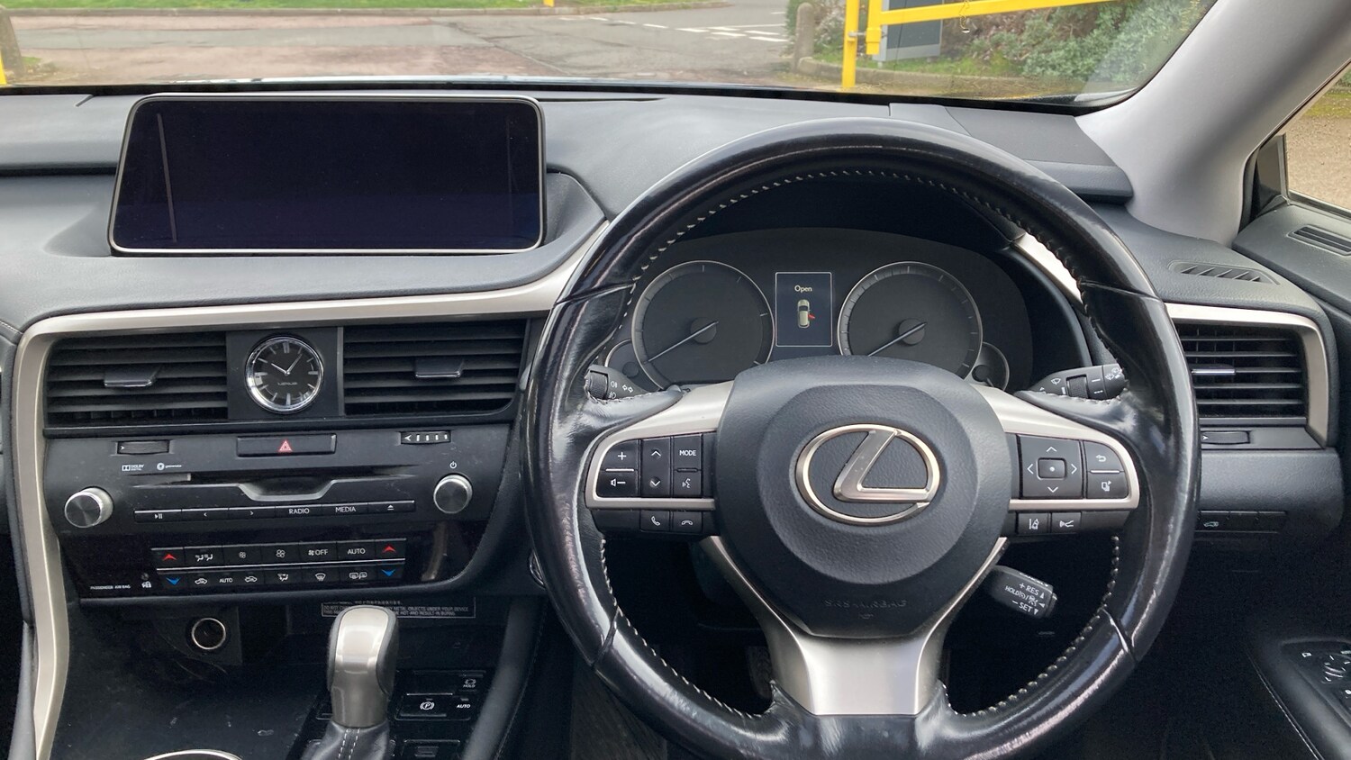 Used Lexus RX 2017 for sale - 77694052: Photo 6