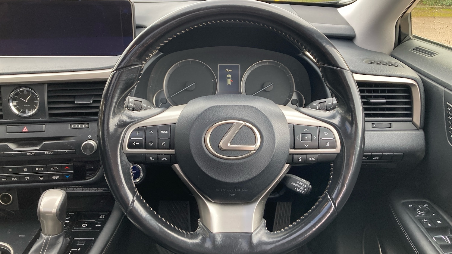 Used Lexus RX 2017 for sale - 77694052: Photo 8