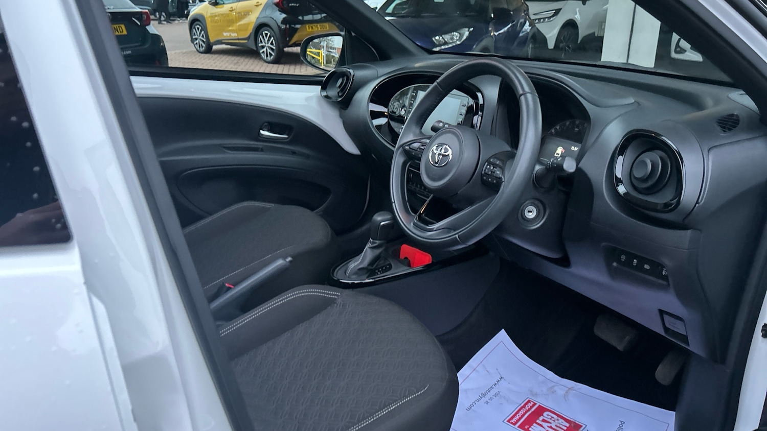 Used Toyota Aygo X 2023 for sale - 77151926: Photo 11