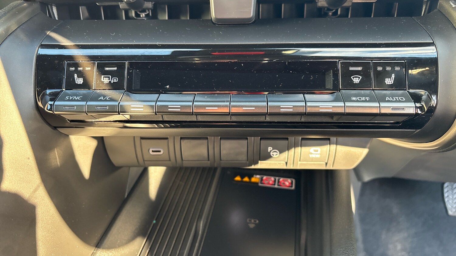 Used Toyota C-HR 2024 for sale - 76588244: Photo 36