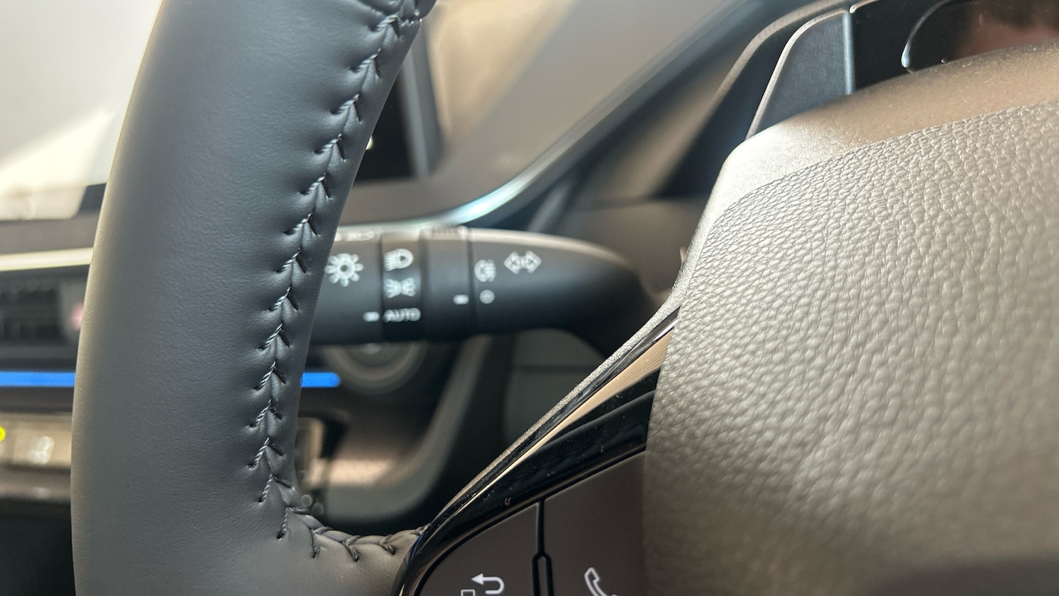 Used Toyota Prius 2025 for sale - 76449204: Photo 34