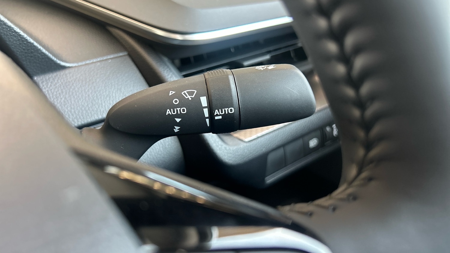 Used Toyota Prius 2025 for sale - 76449204: Photo 36