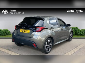 Used Toyota Yaris 2024 for sale - 76480243: Photo