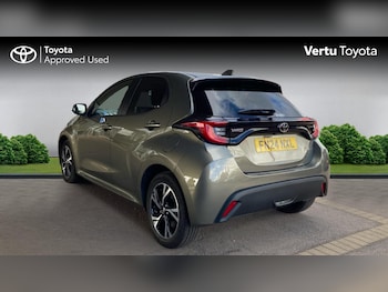 Used Toyota Yaris 2024 for sale - 76480243: Photo