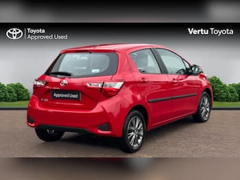Used Toyota Yaris 2017 for sale - 79775374: Photo