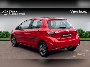 Used Toyota Yaris 2017 for sale - 79775374: Photo