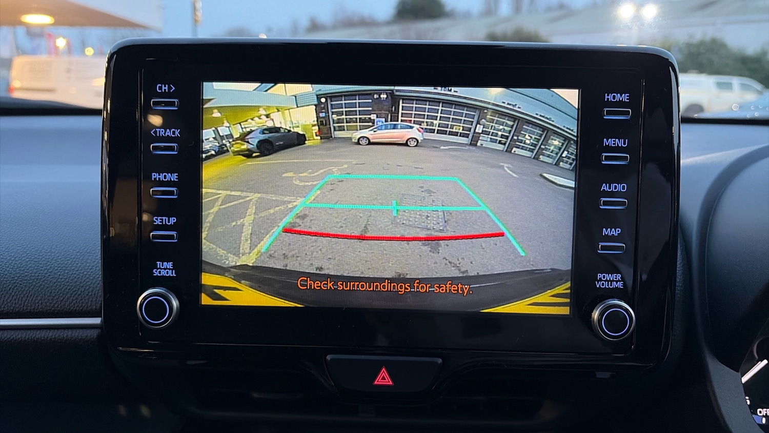 Used Toyota Yaris Cross 2023 for sale - 77883736: Photo 30