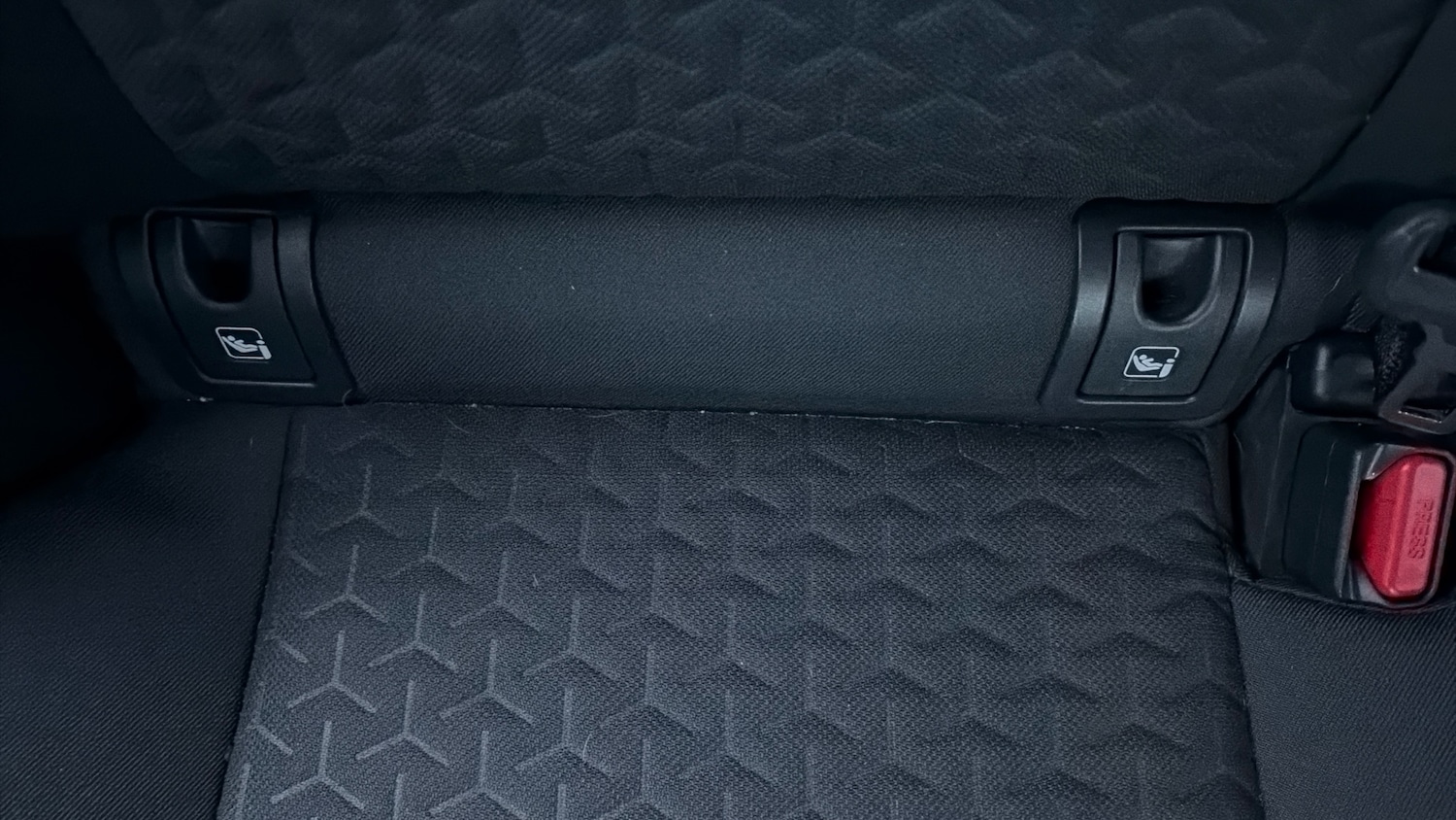 Used Toyota Yaris Cross 2023 for sale - 77883736: Photo 44