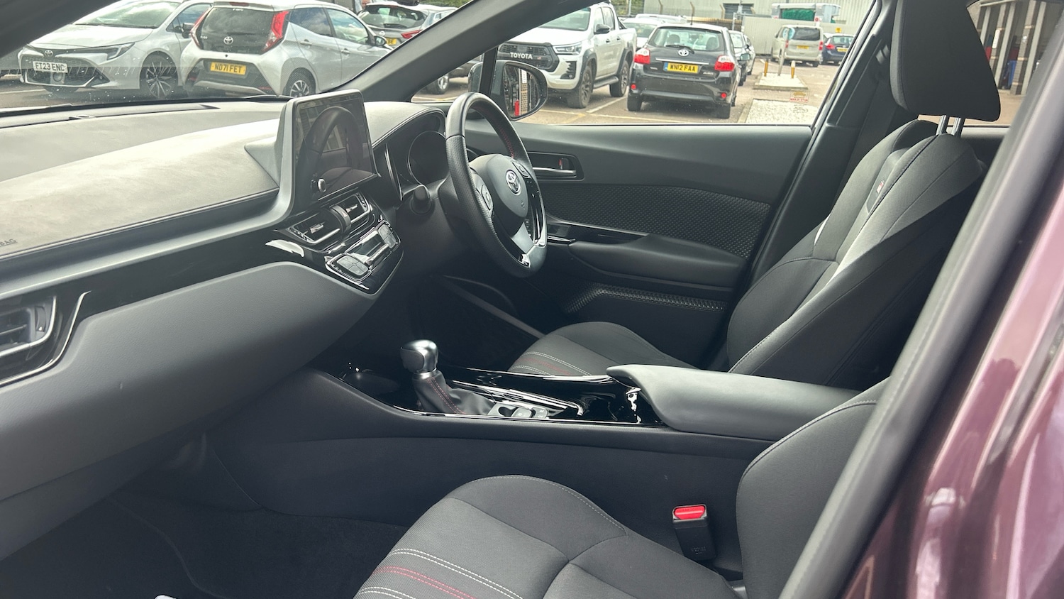 Used Toyota C-HR 2023 for sale - 76396825: Photo 10